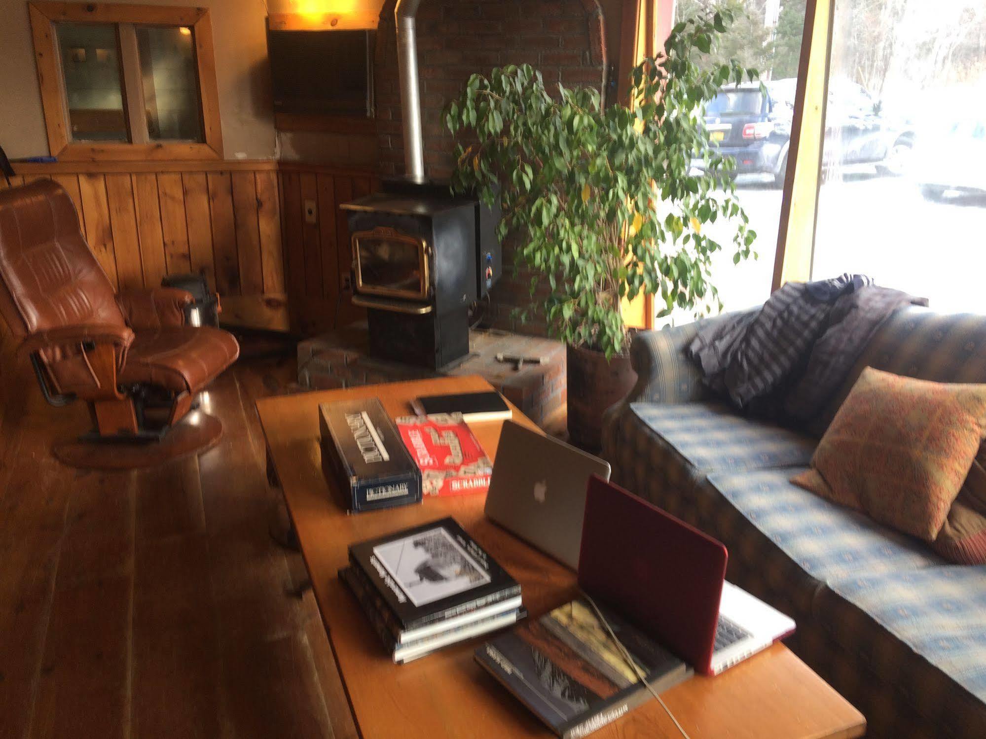 Butternut Inn And Pancakehouse Killington Ngoại thất bức ảnh